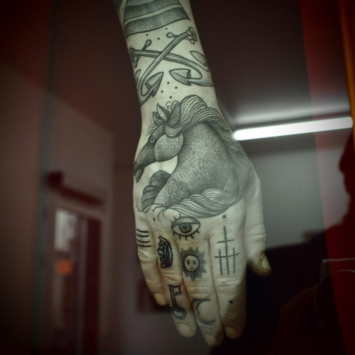 guy_tattoo_01 guy_tattoo_01